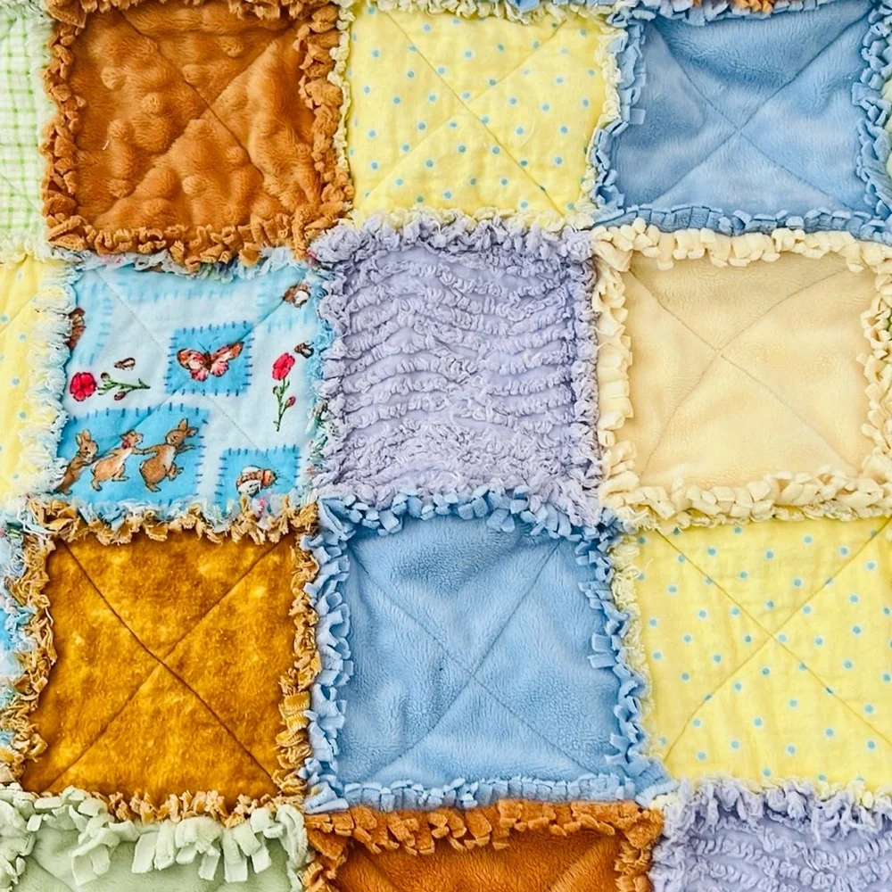 Handmade Child’s Rag Quilt / So So Cute / Unisex - Picture 13 of 16